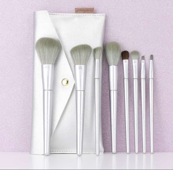 7 Pcs Makeup Brush Set Complete Lip Brush Eye Shadow Loose Powder Brush Beauty Tools With Pouch (green).